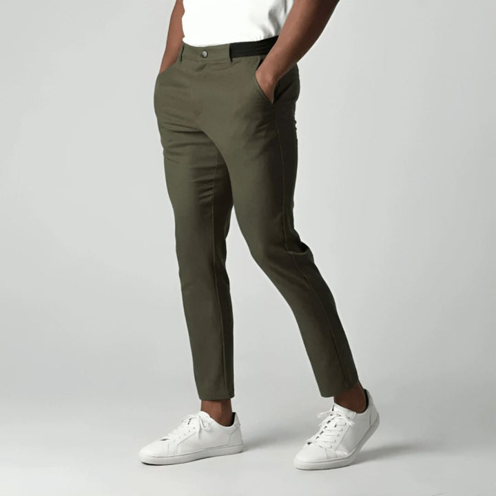 Men's chino trousers in green, slim fit tapered stretch