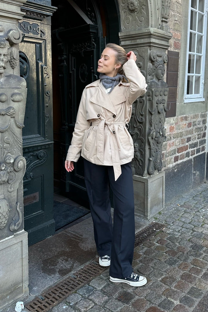 Women's cropped trench coat, double breasted belted short, view 6