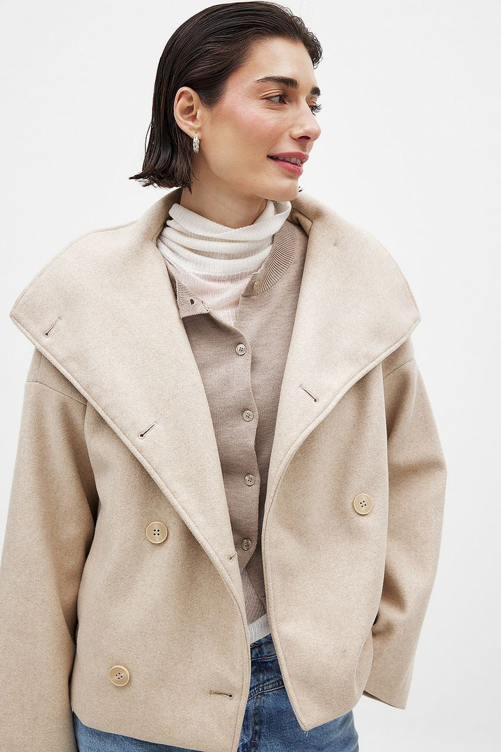 Women's cropped coat in beige, wide collar pea coat