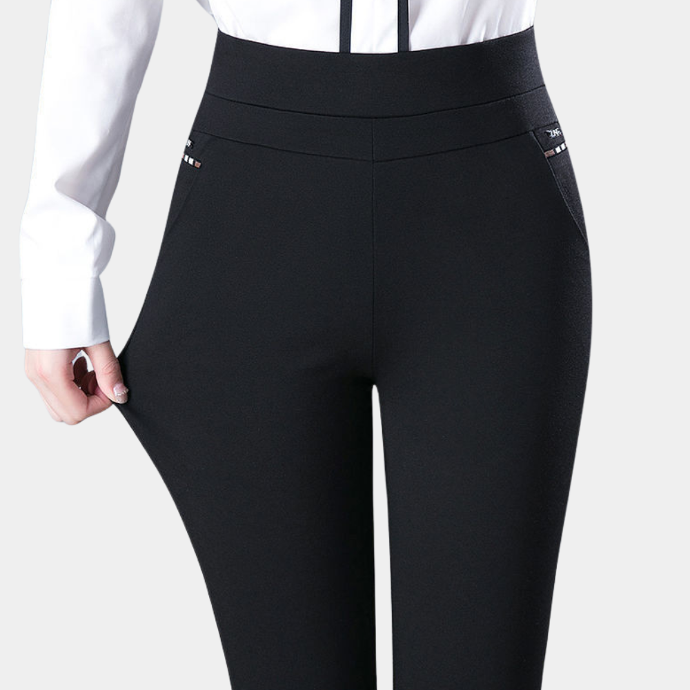 Women's high waisted leggings in black, slim pull on with side pockets