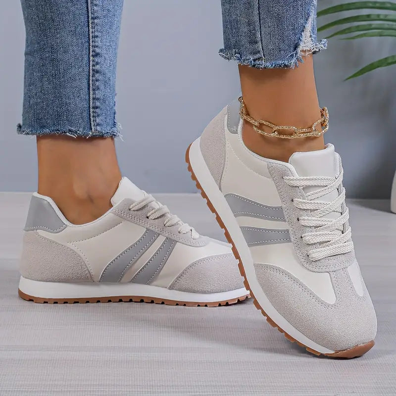 Women's lace up trainers in grey, striped cushioned sole retro
