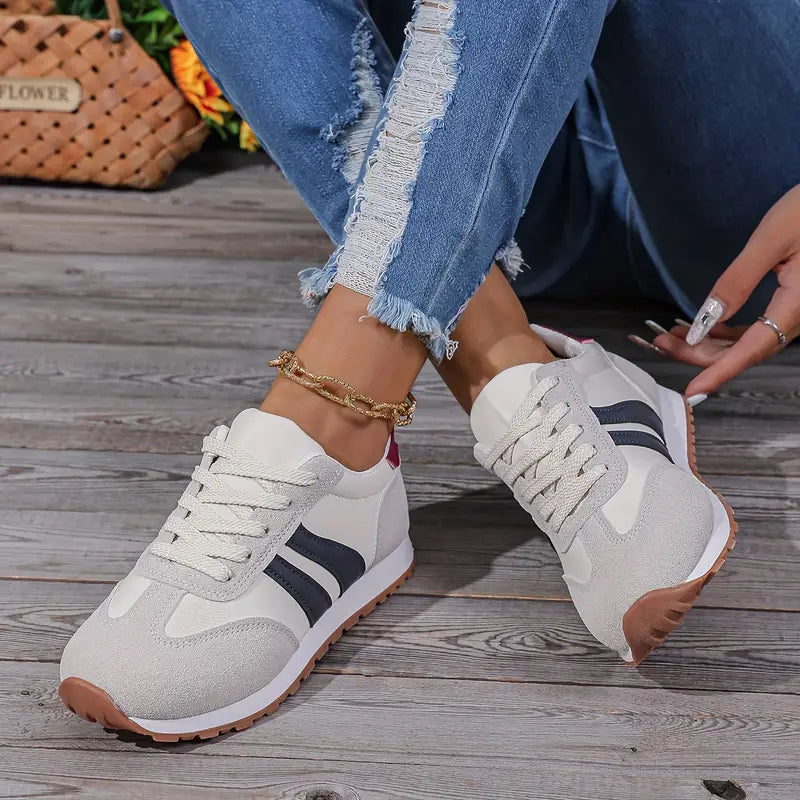Women's lace up trainers in navy, striped cushioned sole retro