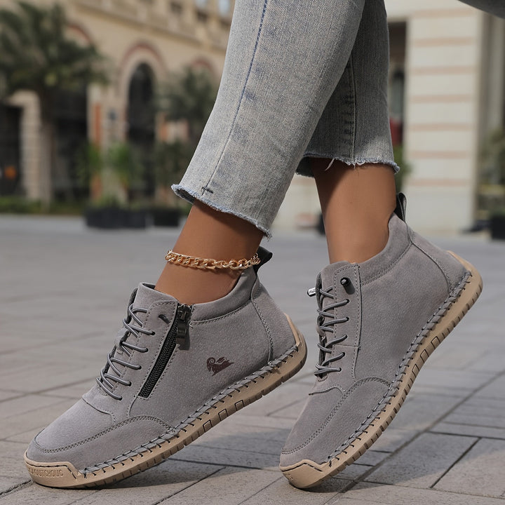 Women's ankle trainers in grey, lace up high top stitched