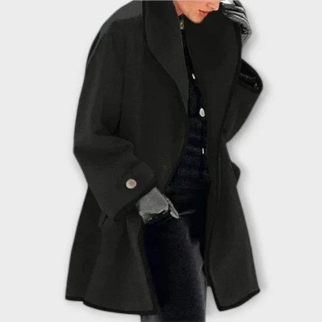 Swing Coat in black, on model