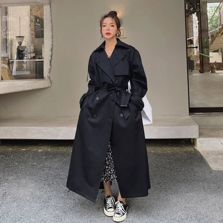 Trench Coat in black, on model