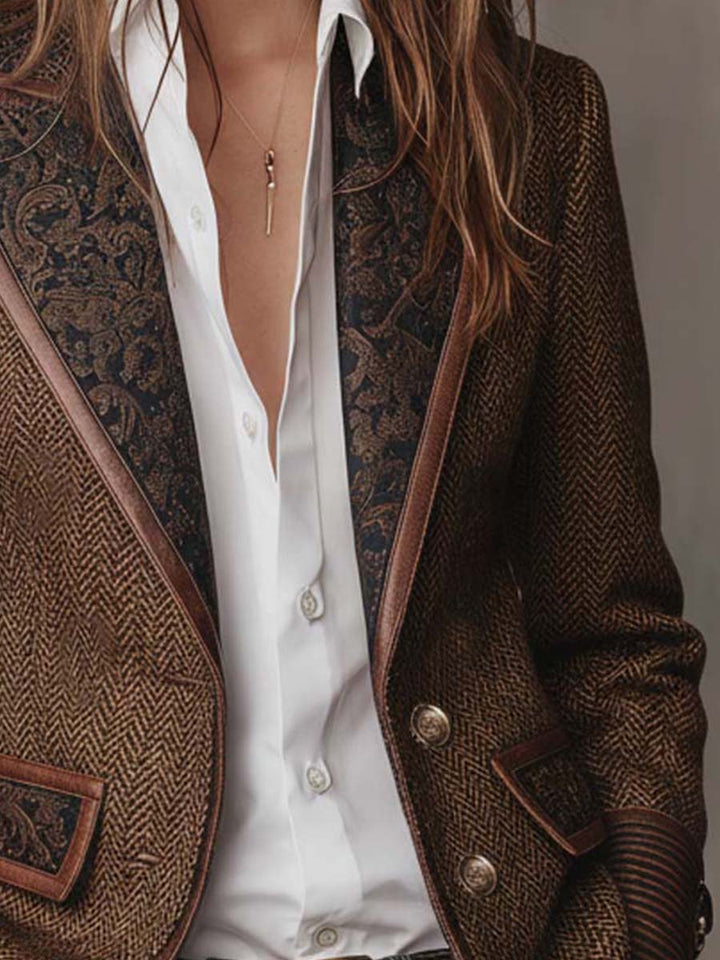 Close view of the lapel, buttons and lower pocket